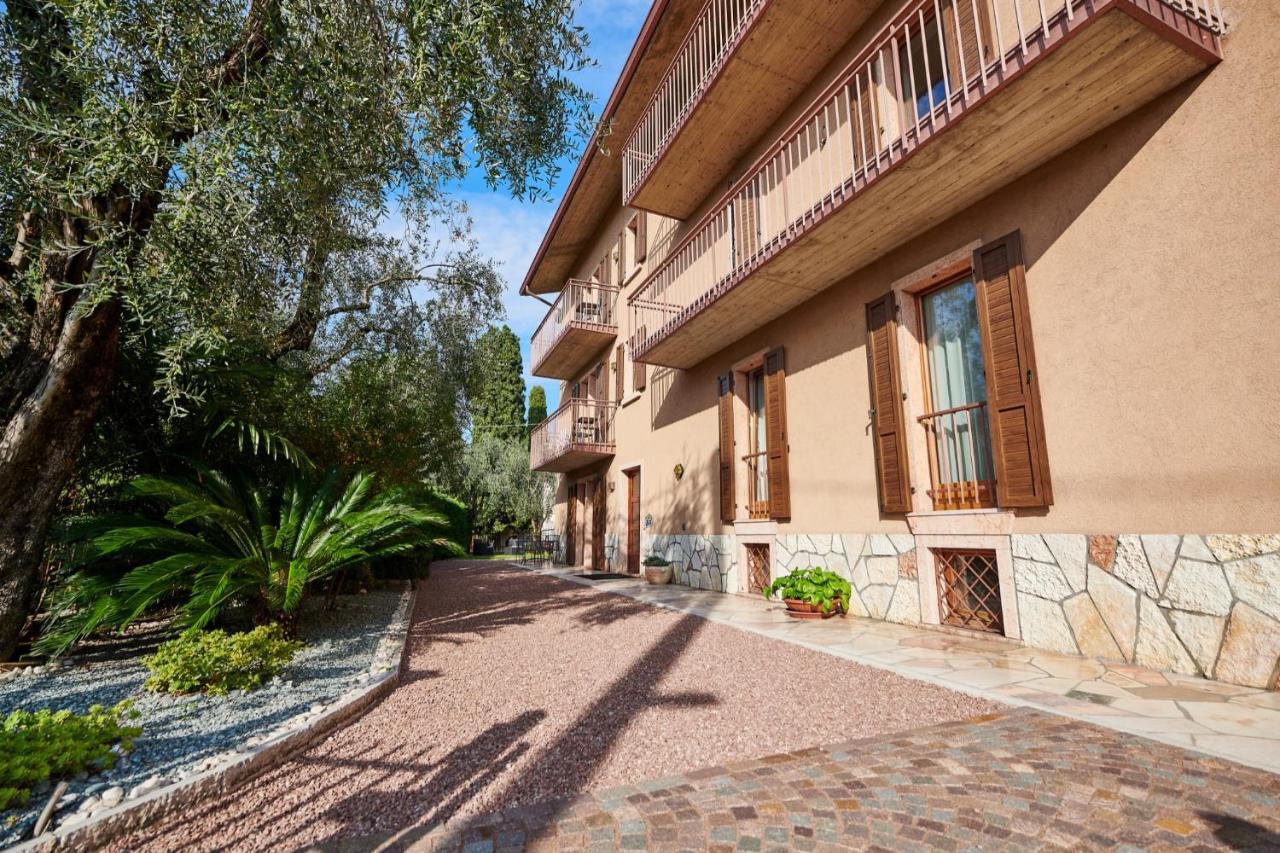 Casa Milani Malcesine Apt 4 Apartment Exterior photo